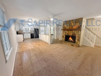 4125 Maple Ferry Dr