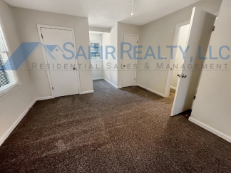 4125 Maple Ferry Dr