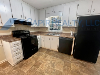 4125 Maple Ferry Dr