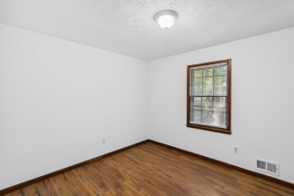 30 Wake Rd