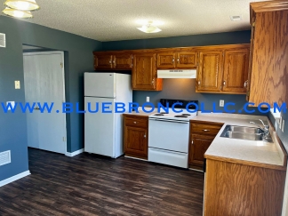 2 Bedroom Townhome in Peculiar – Spacious Layout in Ray-Pec School District!