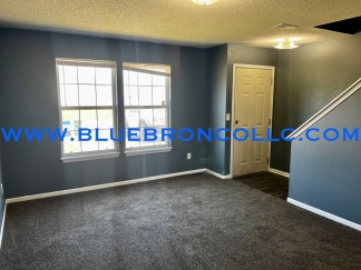 2 Bedroom Townhome in Peculiar – Spacious Layout in Ray-Pec School District!