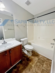 8270 Oakley Cir!