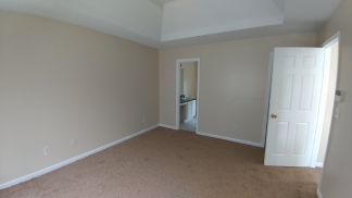 Great In-Law Suite Property - Master on Upper Level - Secondary Bedrooms on Lower Level