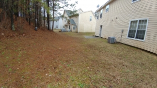 Great In-Law Suite Property - Master on Upper Level - Secondary Bedrooms on Lower Level