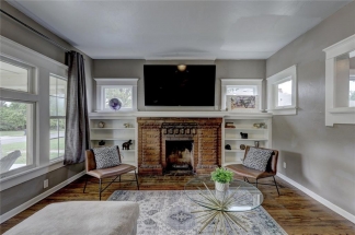 Charming Remodeled Craftsman Bungalow Near OKC Hotspots!!