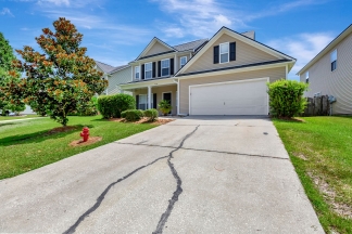 Spacious 4-Bedroom Home for Rent in Sought-After Brickhope Greens