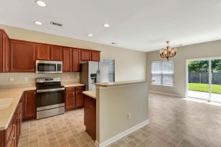 Spacious 4-Bedroom Home for Rent in Sought-After Brickhope Greens