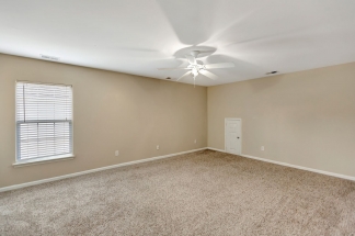 Spacious 4-Bedroom Home for Rent in Sought-After Brickhope Greens