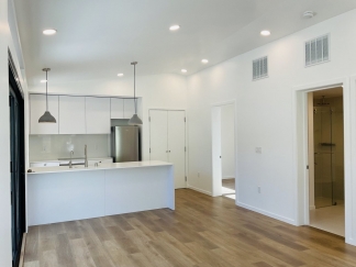 Walnut Ave 20480  B