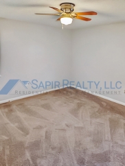 Charming 2-Bed Duplex Retreat at 774 Lilly Ave Unit B, Macon – Cozy Living Awaits!