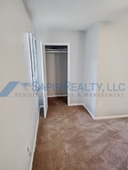 Charming 2-Bed Duplex Retreat at 774 Lilly Ave Unit B, Macon – Cozy Living Awaits!