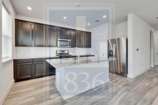 7508 Chesapeake Rail Ln - No Cats - R15 - Blue Team