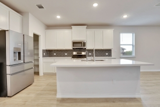 17609 Chino Ln - R15 - BW+ - Pink Team
