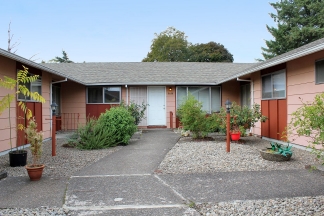 Cute & Convenient 2 Bedroom Powellhurst/Gilbert Apartment