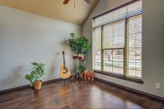 Coming soon! Beautiful 3 Bed 2 Bath Home in Yukon!