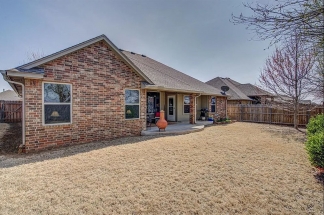 Coming soon! Beautiful 3 Bed 2 Bath Home in Yukon!