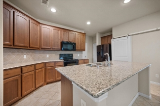 4 Bedroom Fort Worth Estate