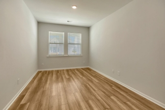 Welcome Home to Limehouse Village!