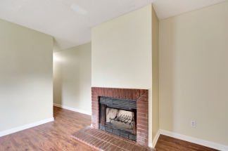 Charming 2-Bedroom Duplex in Gadsden Acres – Available Now!