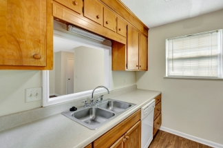 Charming 2-Bedroom Duplex in Gadsden Acres – Available Now!