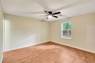 Charming 2-Bedroom Duplex in Gadsden Acres – Available Now!
