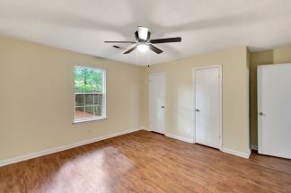 Charming 2-Bedroom Duplex in Gadsden Acres – Available Now!