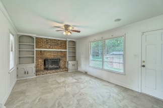 Spacious and Charming Brick Ranch in the Heart of Summerville