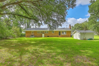 Spacious and Charming Brick Ranch in the Heart of Summerville