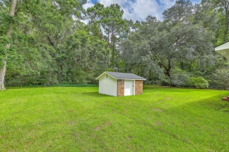 Spacious and Charming Brick Ranch in the Heart of Summerville