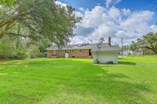 Spacious and Charming Brick Ranch in the Heart of Summerville