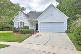 Home in Crowfield Plantation!