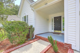 Home in Crowfield Plantation!