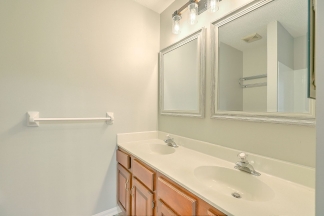 Home in Crowfield Plantation!