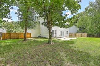 Home in Crowfield Plantation!