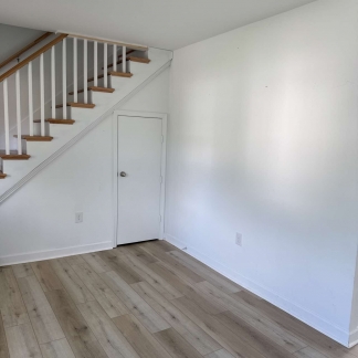 383 Cherrydale Ave