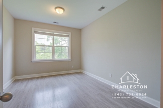 821 Riverton Way - Available Now!