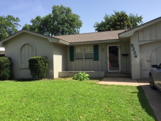Charming Home in the Heart of Bethany!