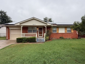 Charming 4 bedroom home in Warr Acres!