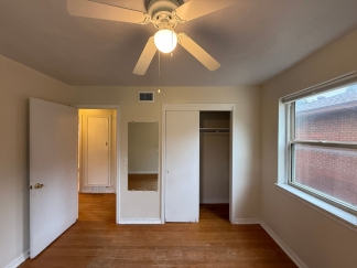 Available for Showing Now! 18-Month Lease Offer!! ***SPECIAL 50% OFF 1ST FULL MONTH'S RENT ~ IF 18-MONTH LEASE SIGNED***    Charming 4 bedroom home in Warr Acres!