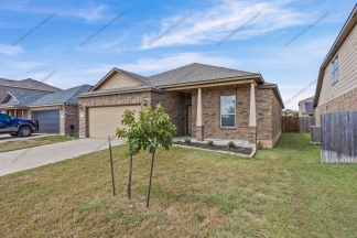 3Bd/2Ba in Lake Pointe - Get $250 OFF