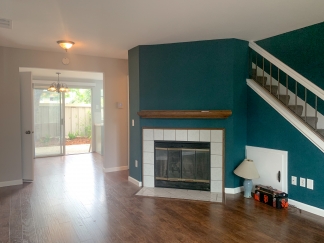 Beautiful Two Bedroom Townhouse Available Close to 280!