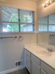 Beautiful Two Bedroom Townhouse Available Close to 280!