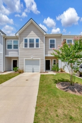 Beautiful 3-bedroom, 2.5-bathroom townhome now available in North Charleston!