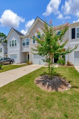 Beautiful 3-bedroom, 2.5-bathroom townhome now available in North Charleston!