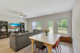 Beautiful 3-bedroom, 2.5-bathroom townhome now available in North Charleston!