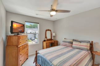 Beautiful 3-bedroom, 2.5-bathroom townhome now available in North Charleston!