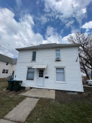 Charming 2 bedroom apartment $695