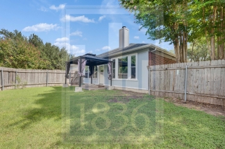 1204 Thackeray Ln - HW+ - R25 - Red Team