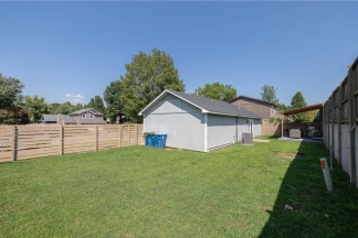 BEAUTIFUL 3 Bedroom 2 Full bath home located in Bentonville!!!!